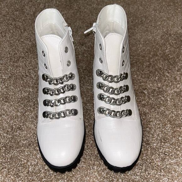 Sugar Obvi Combat Boots White/Cream Croco Size 7.5 chain top detailing side zip - Picture 4 of 9